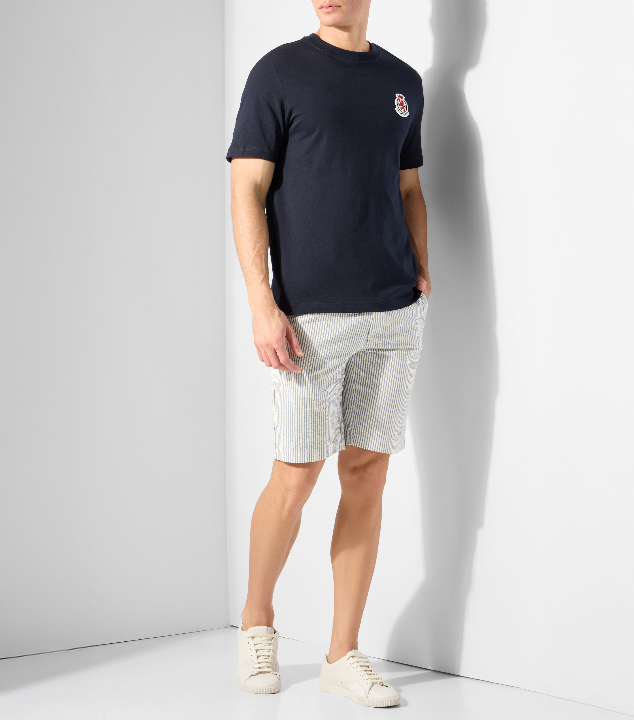 Playera de cuello redondo con manga corta estampada Hombre